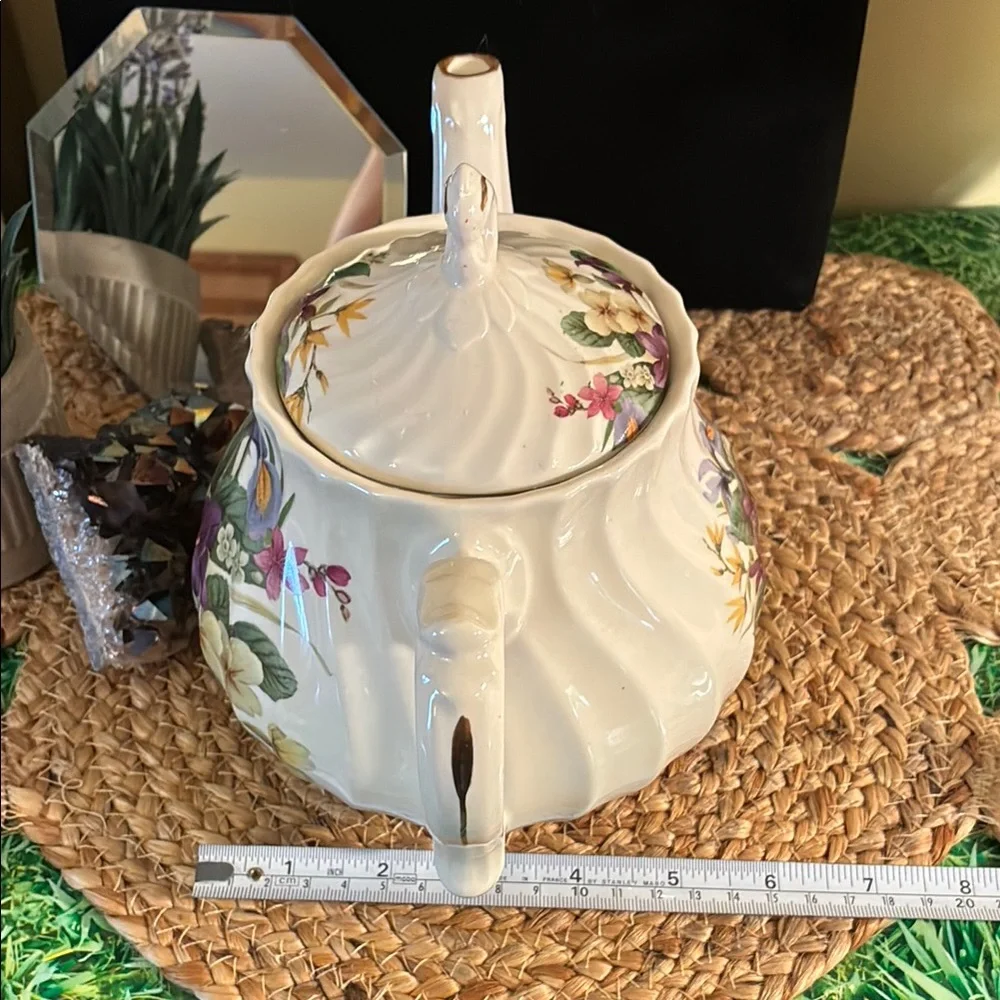 White and Purple floral Ceramic Tea pot